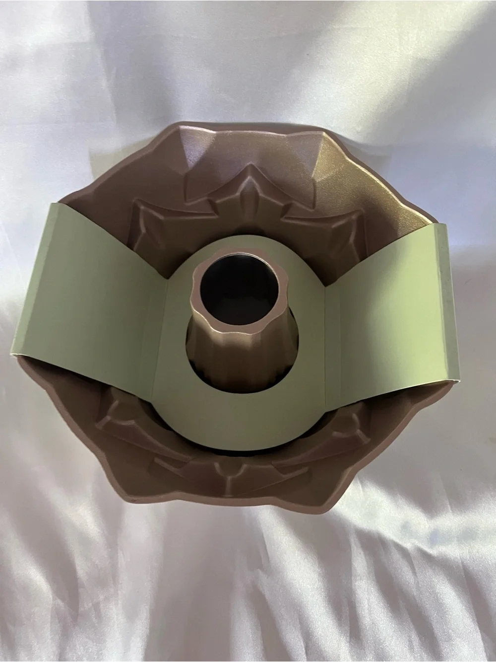 The Spring Shop Gold Tulip Pan - Decorative Bundt Mold